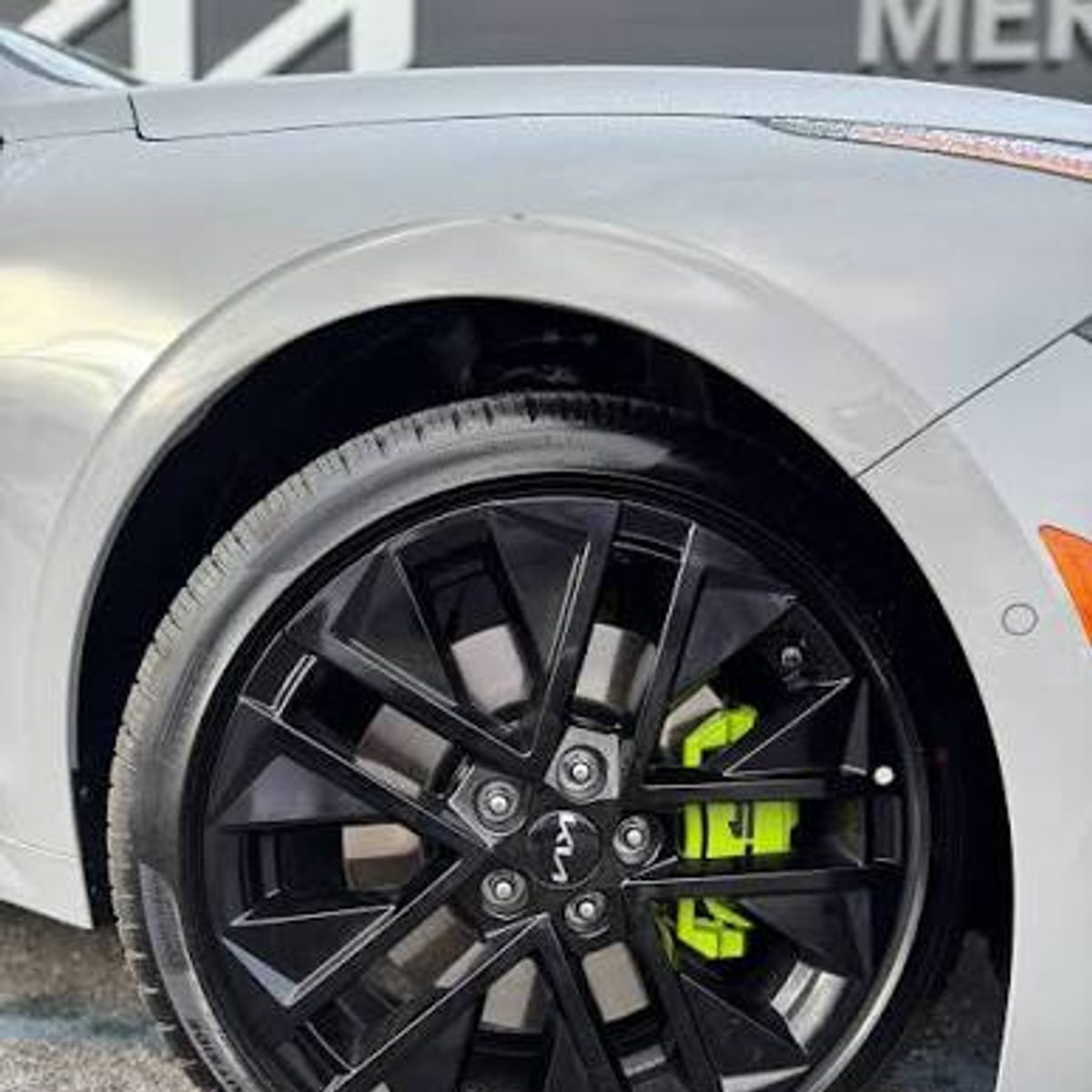 Kia K5 Green brake caliper