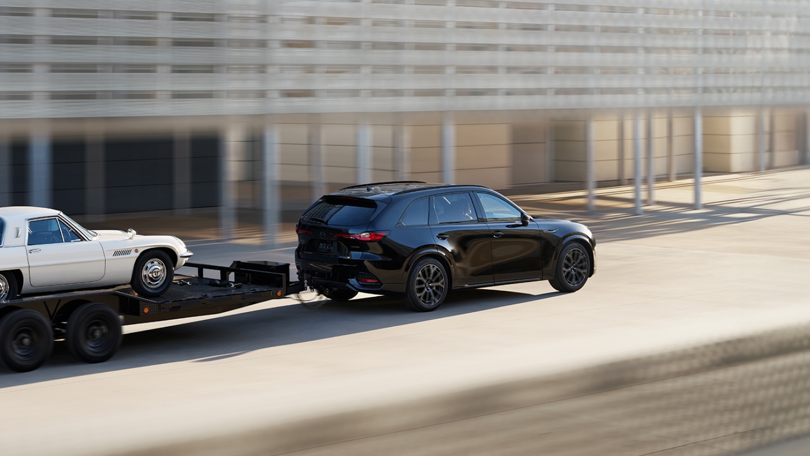 Mazda CX-70 towing with the available towing package